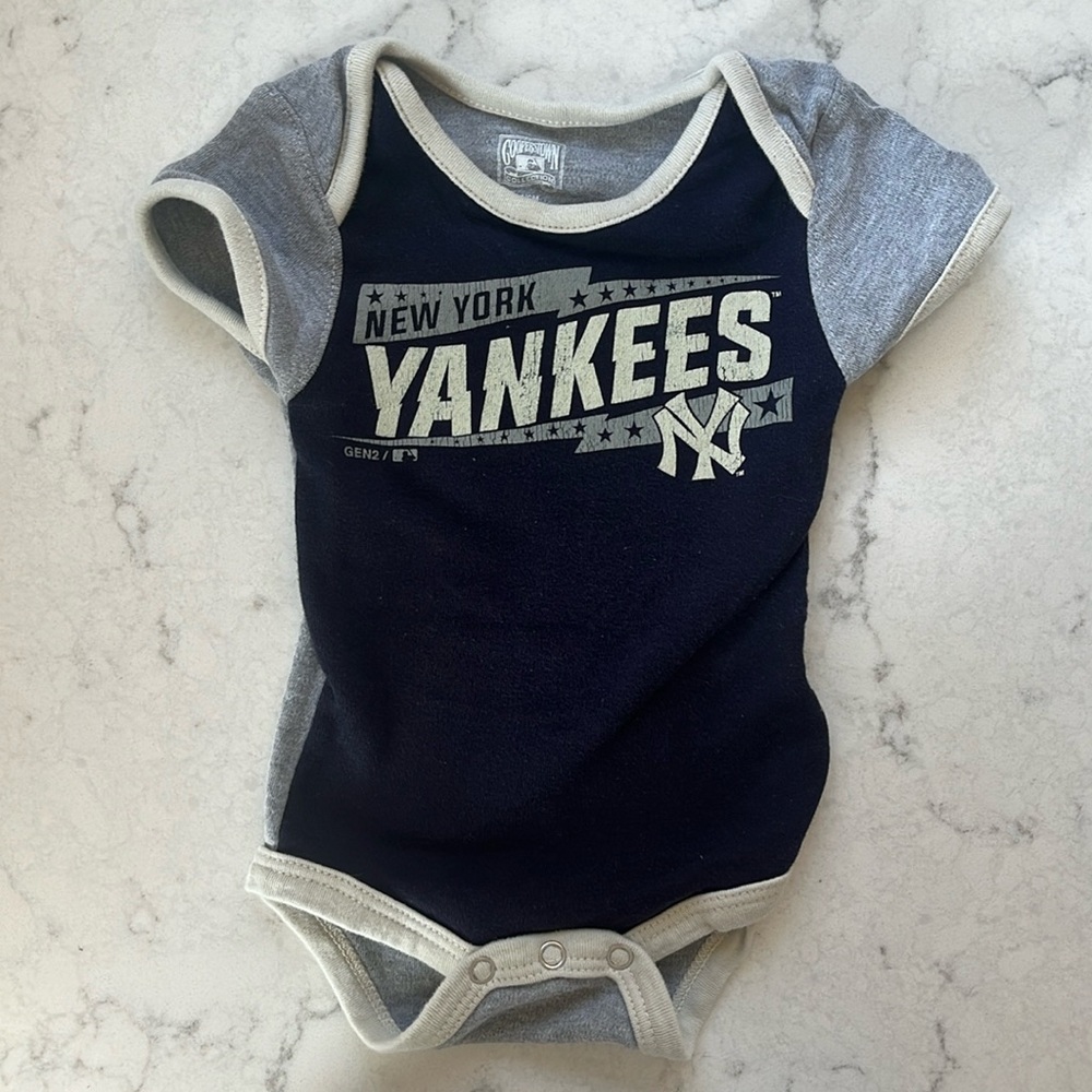 New York Yankees Baby Onesie (cooperstown collection)
